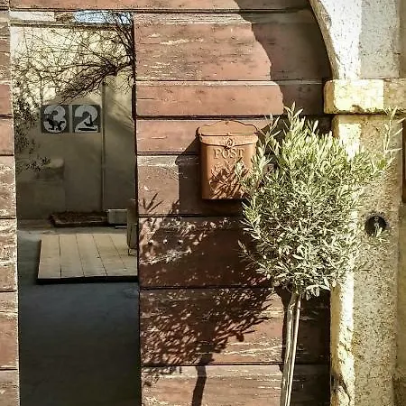 Cortile 32